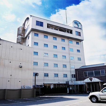Takayama City Hotel Four Seasons מראה חיצוני תמונה