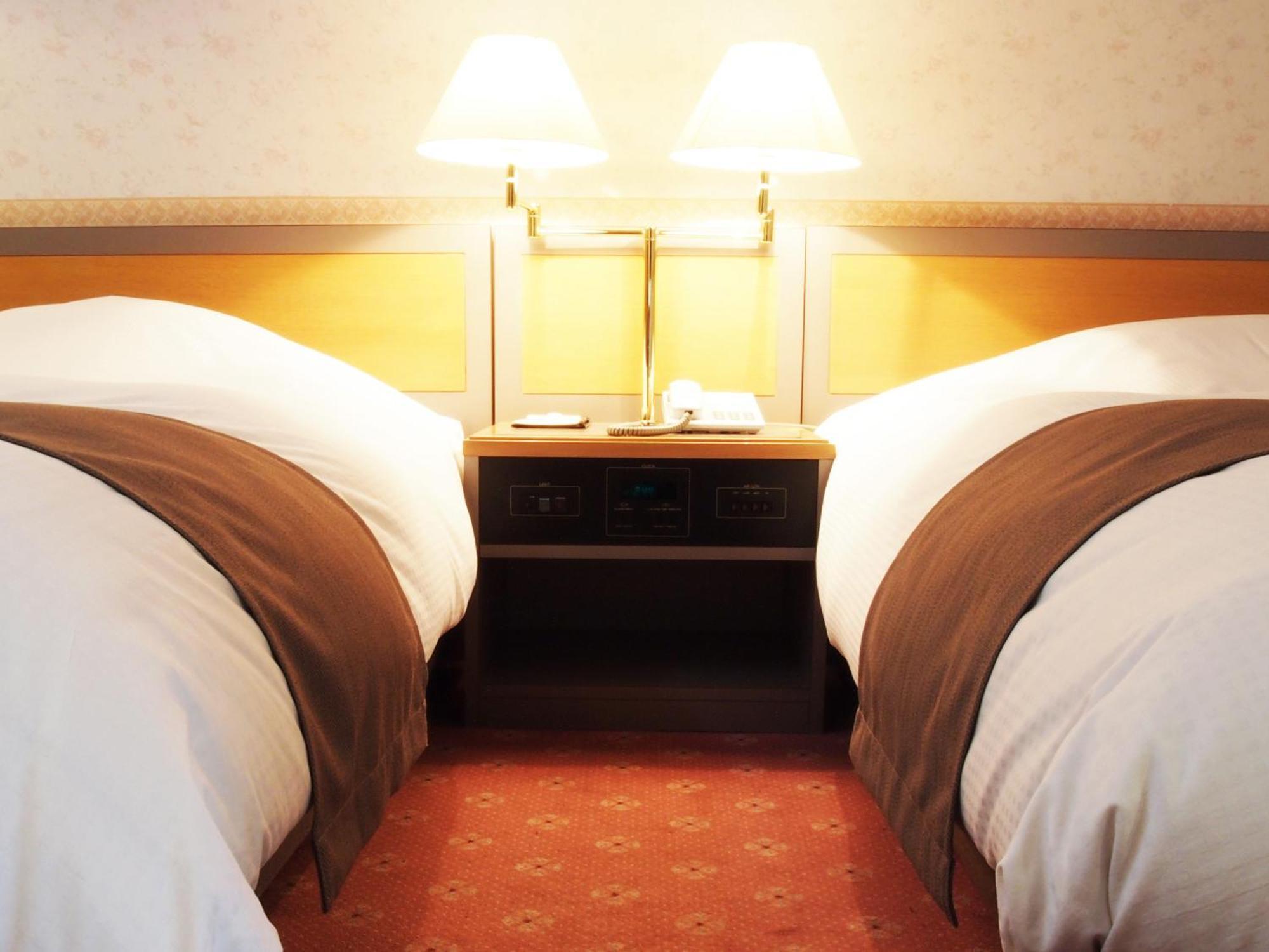 Takayama City Hotel Four Seasons מראה חיצוני תמונה