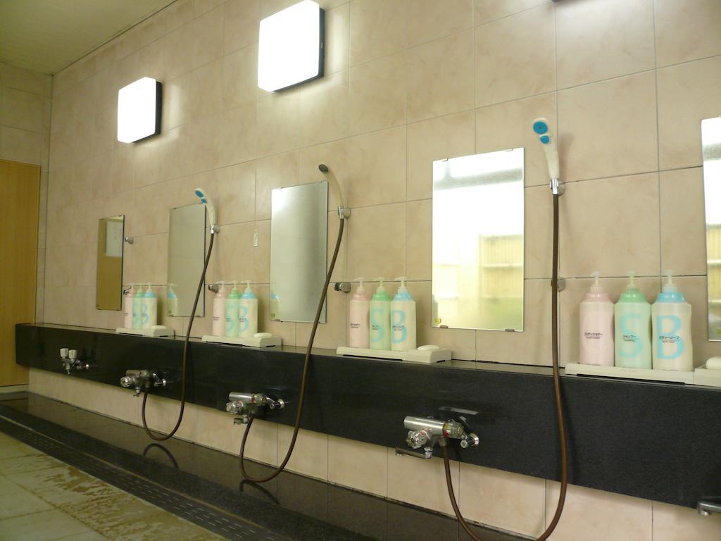 Takayama City Hotel Four Seasons מראה חיצוני תמונה